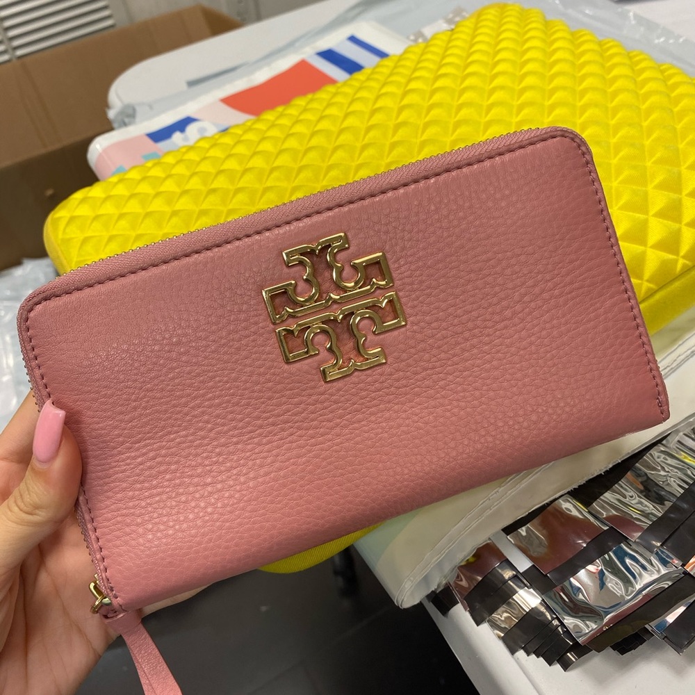 Tory Burch Wallet